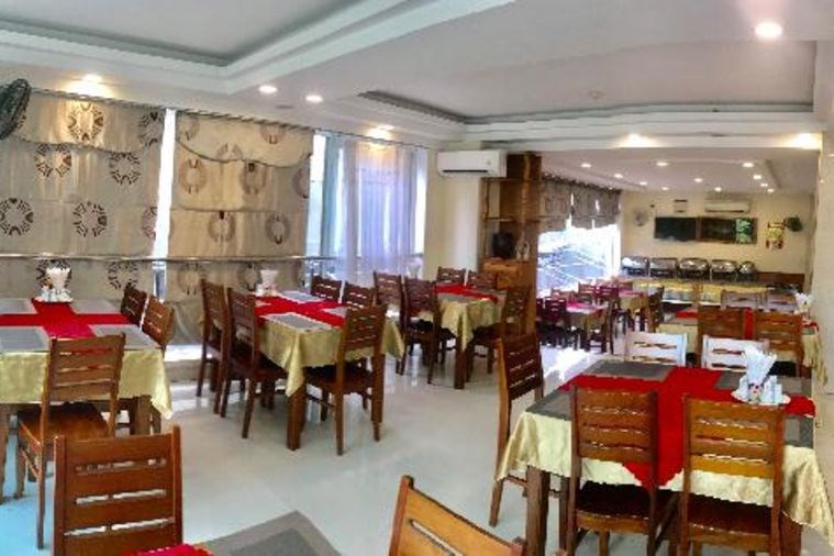 Khách sạn Hoàng Yến Canary Quy Nhơn